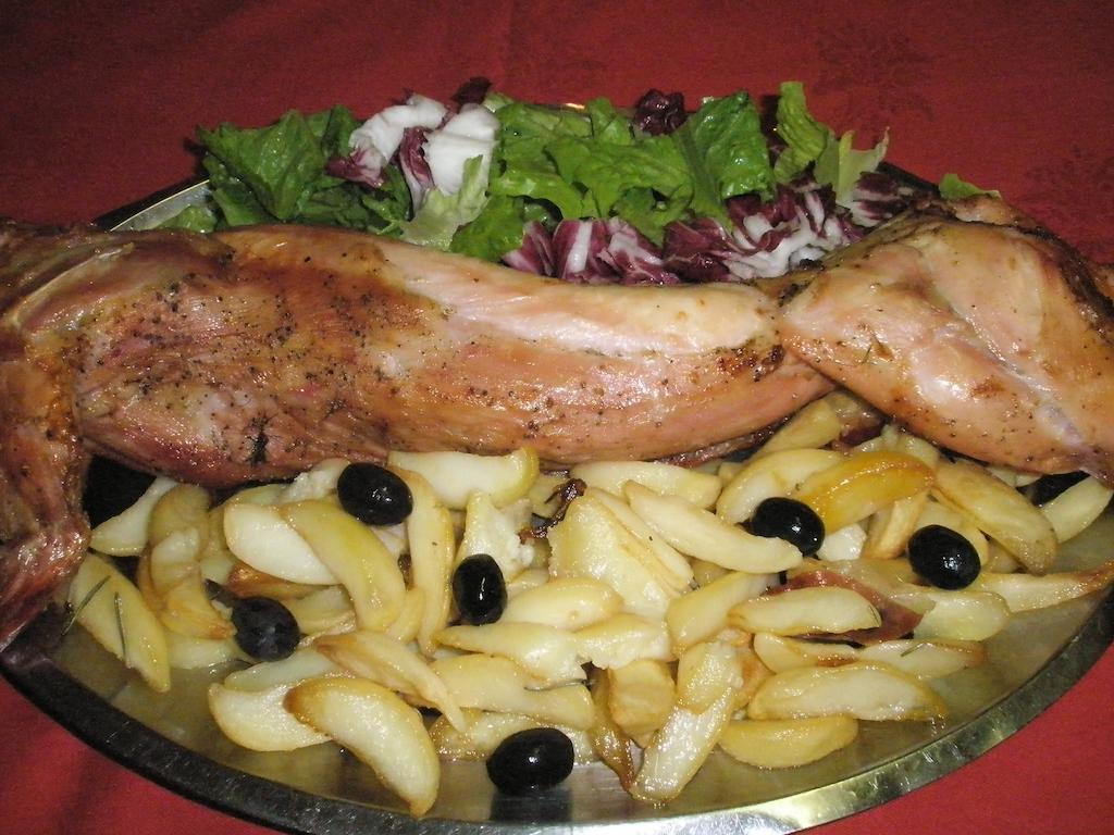 Albergo Ristorante Montecucco Da Tobia Sigillo Екстериор снимка